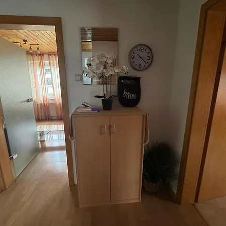 Ruhiges Und Gemuetliches Mit Garten Apartament